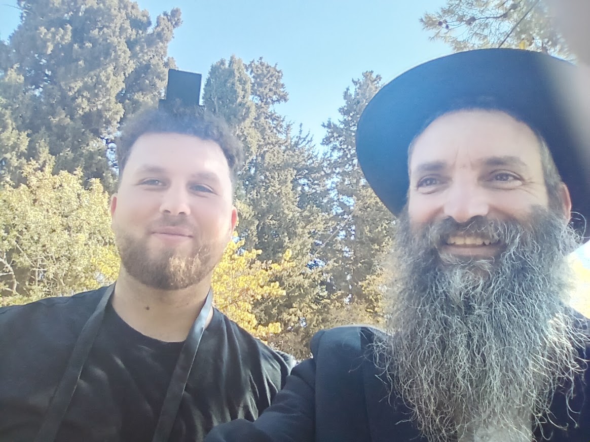 Rabbi Zevi Wineberg with a young Jewish traveller in Tsfat